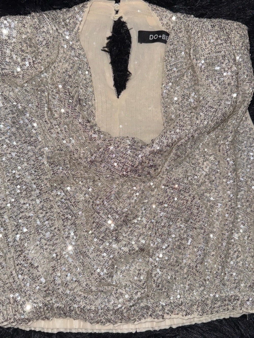 DO+BE Silver Sequin V-Neck Party Blouse